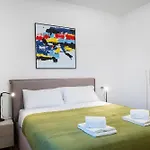 Apartment Guesthost - La Corte Del Pozzo