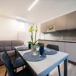 Apartment Guesthost - La Corte Del Pozzo Udine