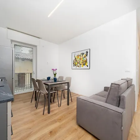 Apartment Guesthost - La Corte Del Pozzo