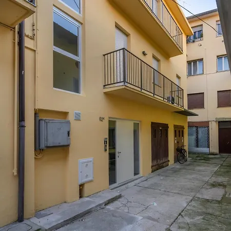 Apartment Guesthost - La Corte Del Pozzo