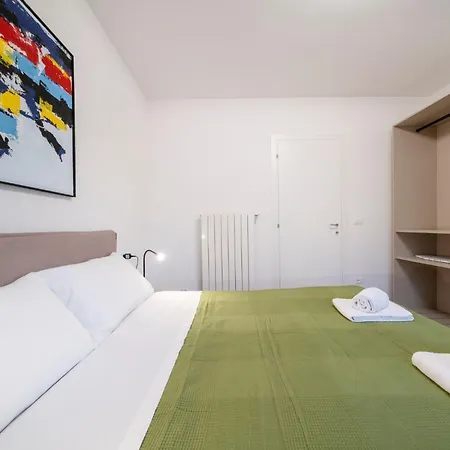 Guesthost - La Corte Del Pozzo Apartment *