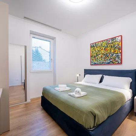 Guesthost - La Corte Del Pozzo Apartment *