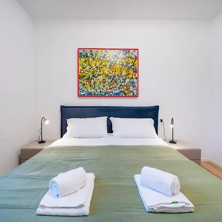Guesthost - La Corte Del Pozzo Apartment