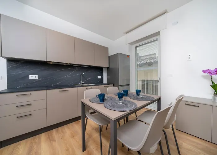 Guesthost - La Corte Del Pozzo Udine