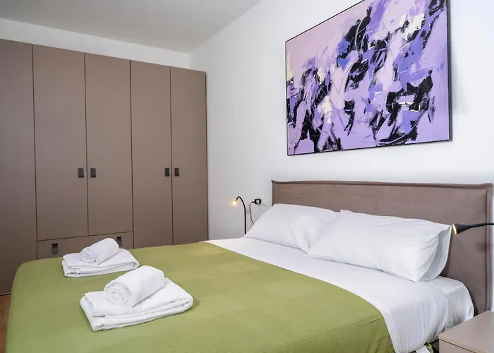 Guesthost - La Corte Del Pozzo * Udine